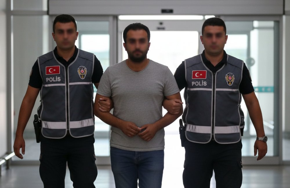 Çanakkale'de Evlilik Vaadiyle 800 Bin TL Dolandıran Yakalandı