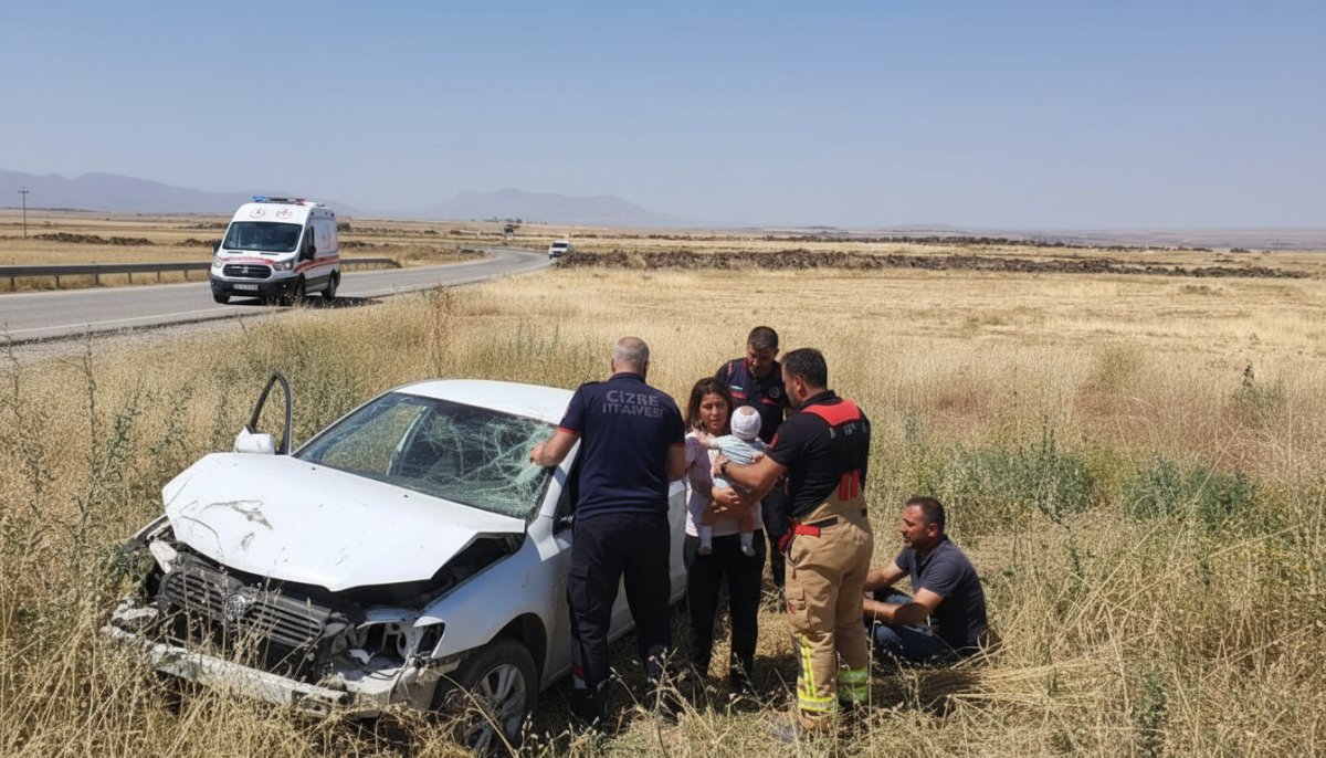 Şırnak Cizre'de Otomobil Şarampole Devrildi: 1'i Bebek 5 Yaralı