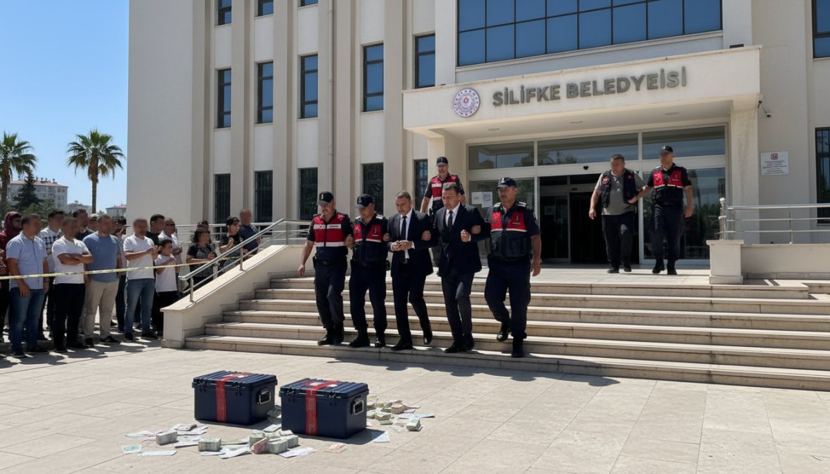 Silifke Belediyesine Yönelik Soruşturmada 8 Tutuklama