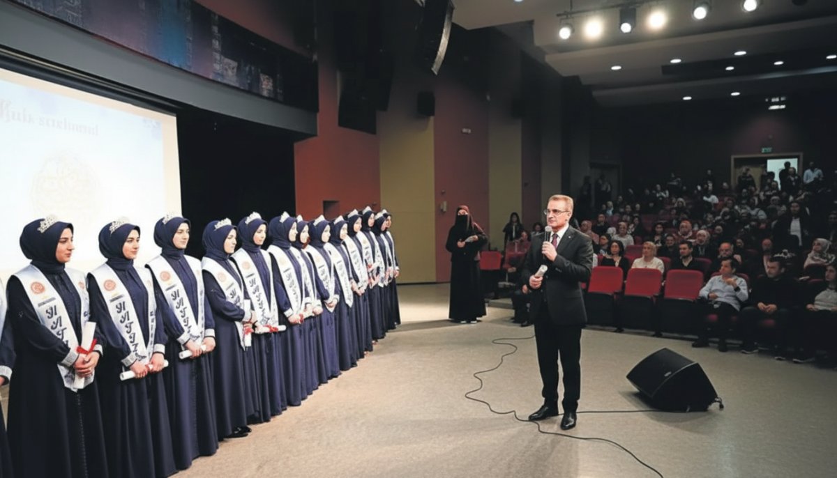 Erzurum'da 75 Hafız Öğrenciye Hafızlık Belgesi Verildi
