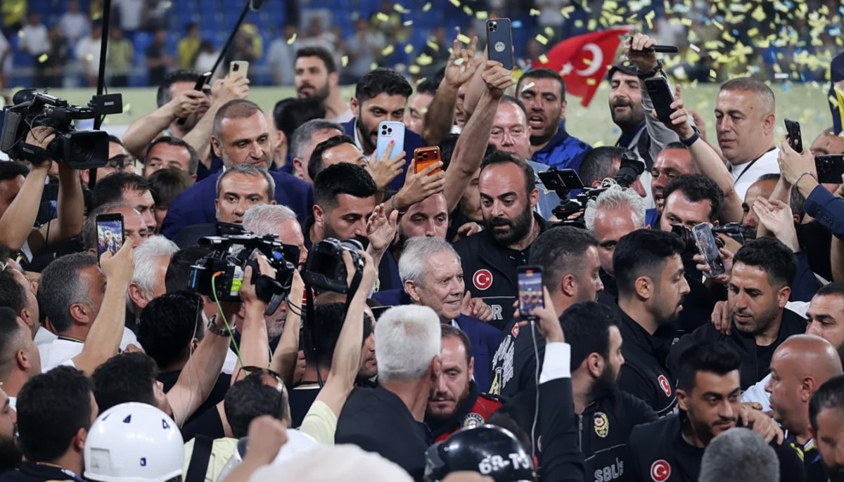 Aziz Yıldırım, Fenerbahçe'de 13. Kez Seçim Kazandı!