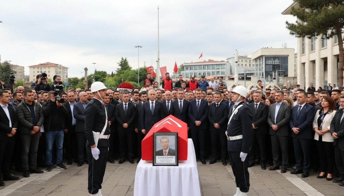 Kayseri Vali Yardımcısı Şenol Esmer Son Yolculuğuna Uğurlandı