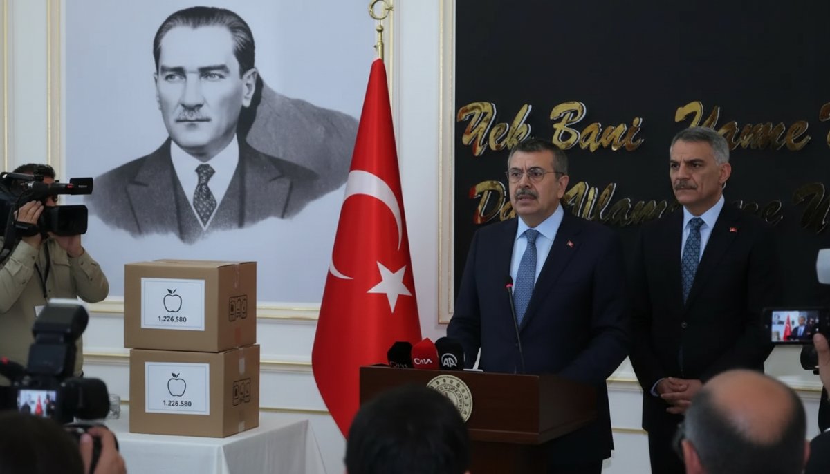 Bakan Tekin LGS'ye Katılacak Öğrenci Sayısını Açıkladı: 1 Milyon 226 Bin 580 Başvuru