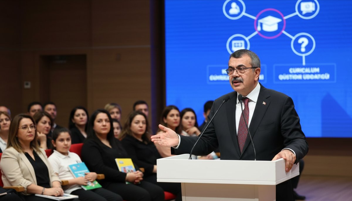 Milli Eğitim Bakanı Yusuf Tekin Sınav Sistemi Değişmeyecek