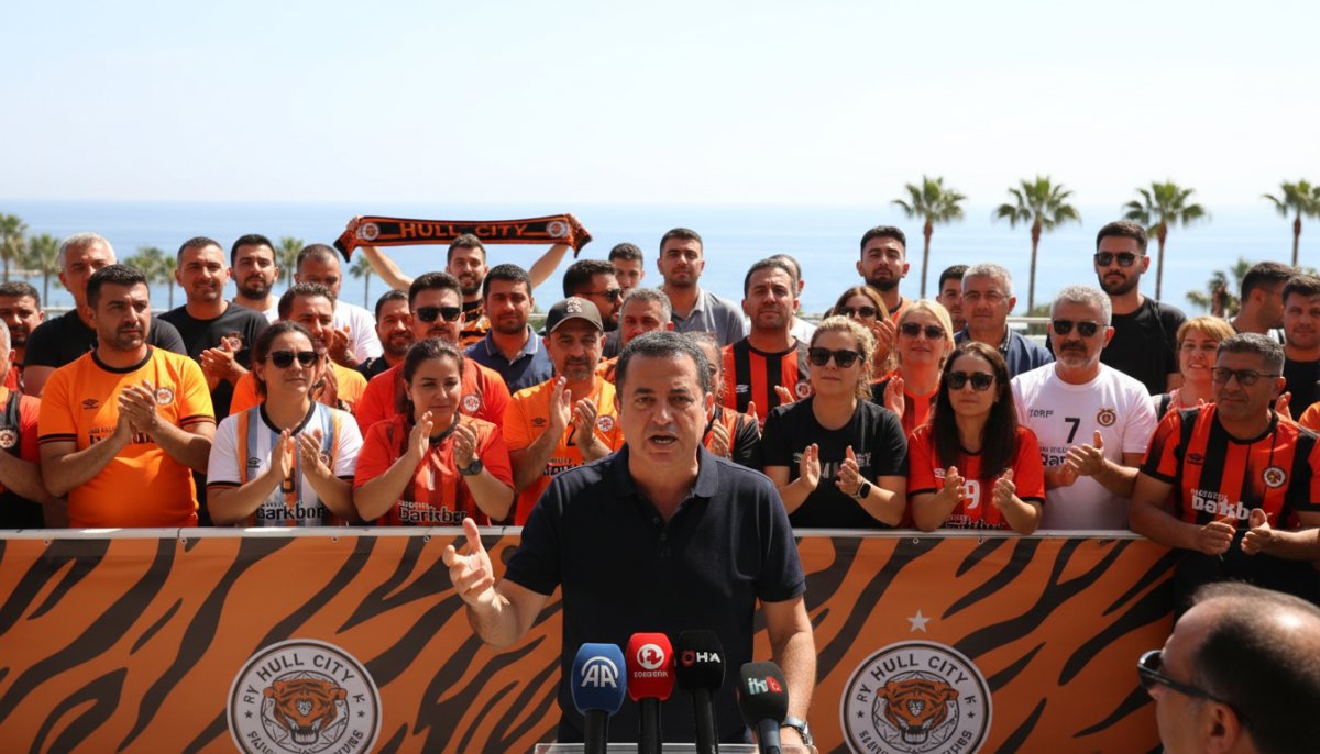 Acun Ilıcalı'dan A Milli Futbol Takımı Sözleri: 'Gözlerinden Ateş Çıkıyor'