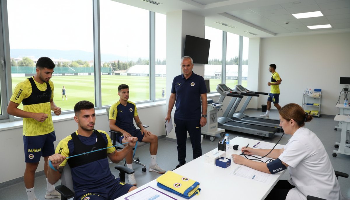 Fenerbahçe sahaya iniyor
