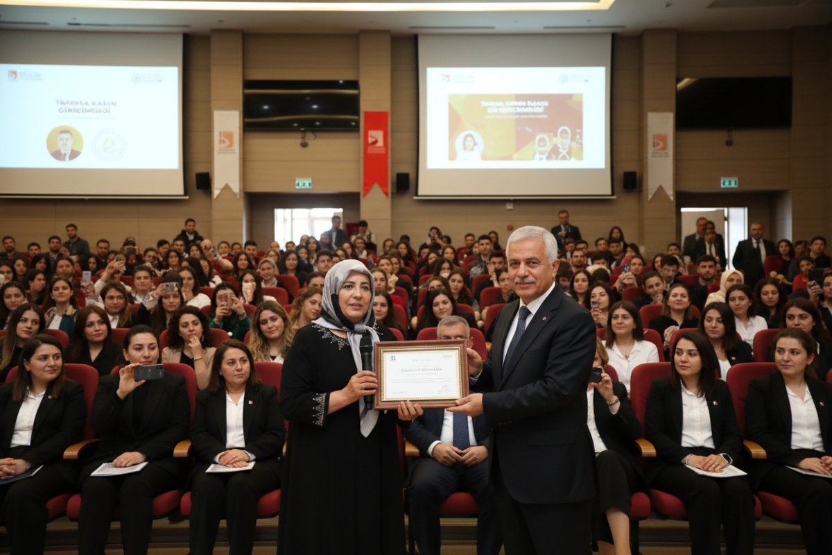 Bilecik'te Tarımda Kadın Girişimciliği ve Başarı Hikayeleri Konuşuldu