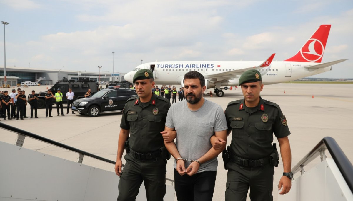 SON DAKİKA: Diyarbakır'da öğretmeni katleden şüpheli Almanya'dan iade edildi