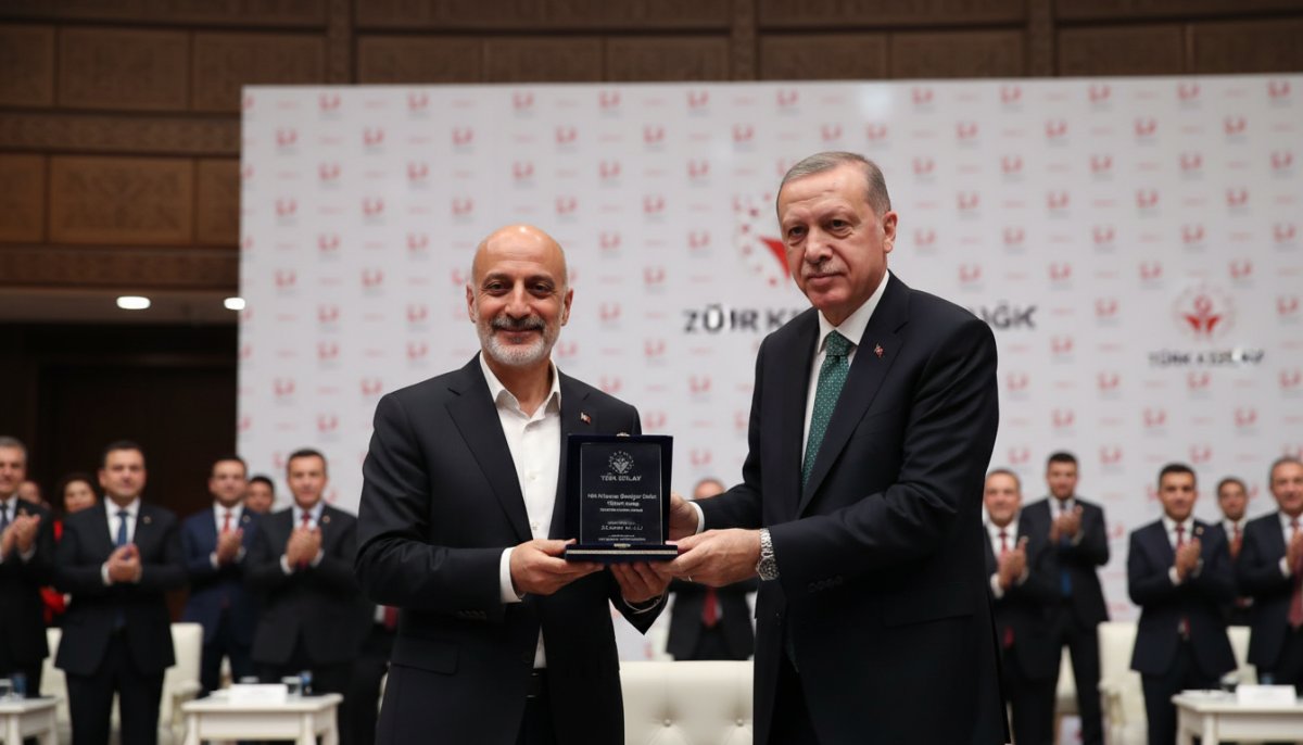 Aynı Hastaya Üç Kez Kök Hücre Bağışı: Zübeyir Güçlü'ye Cumhurbaşkanı Erdoğan'dan Ödül