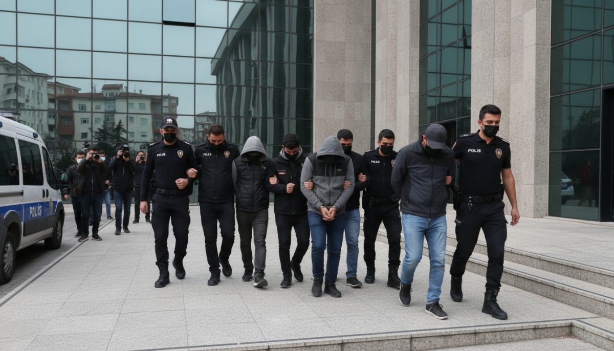 Kocaeli'de 9 FETÖ Şüphelisi Tutuklandı