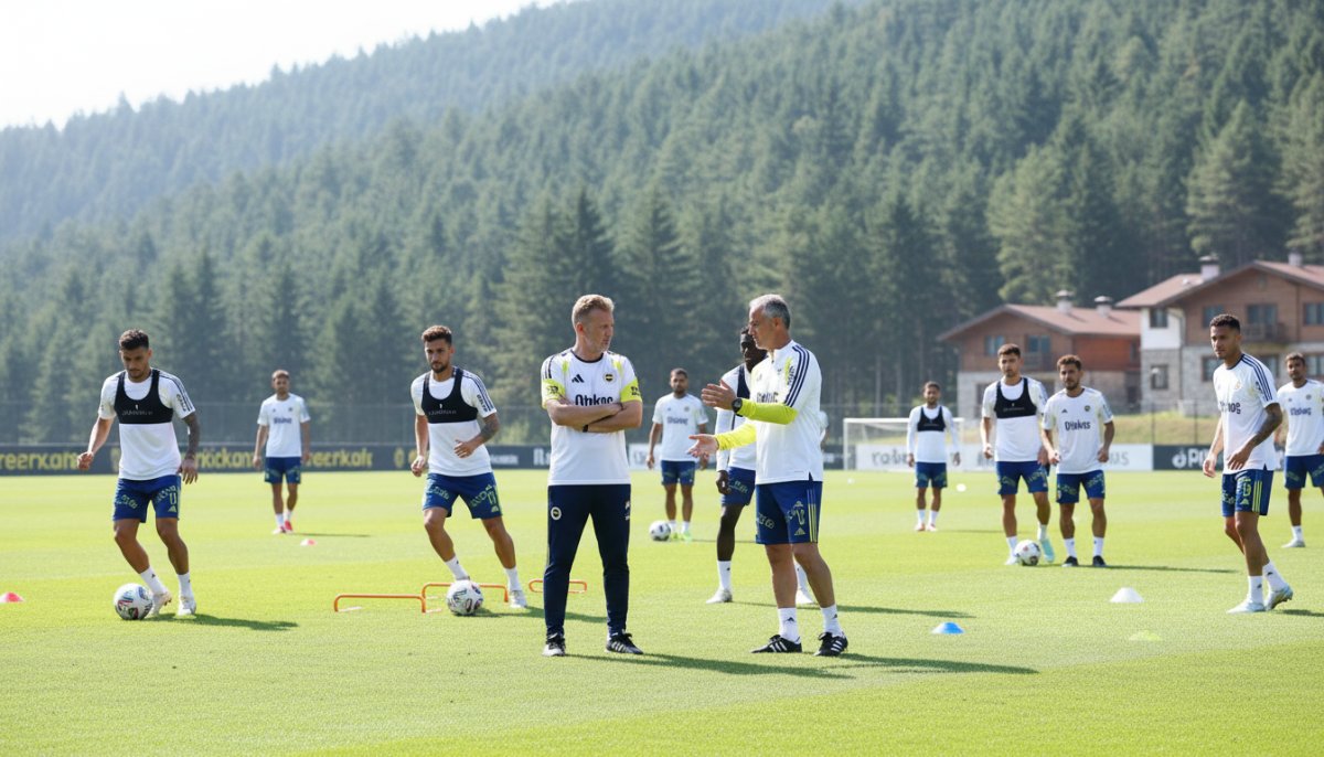 Fenerbahçe Yeni Sezon Hazırlıklarını Sürdürüyor