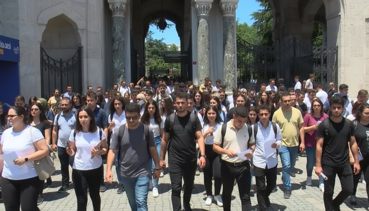 TYT Tamamlandı: Sorular Kolaydı Ama Süre Yetmedi
