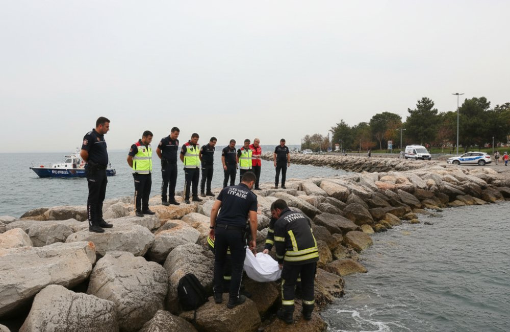 İstanbul Avcılar'da Denizde Kadın Cesedi Bulundu
