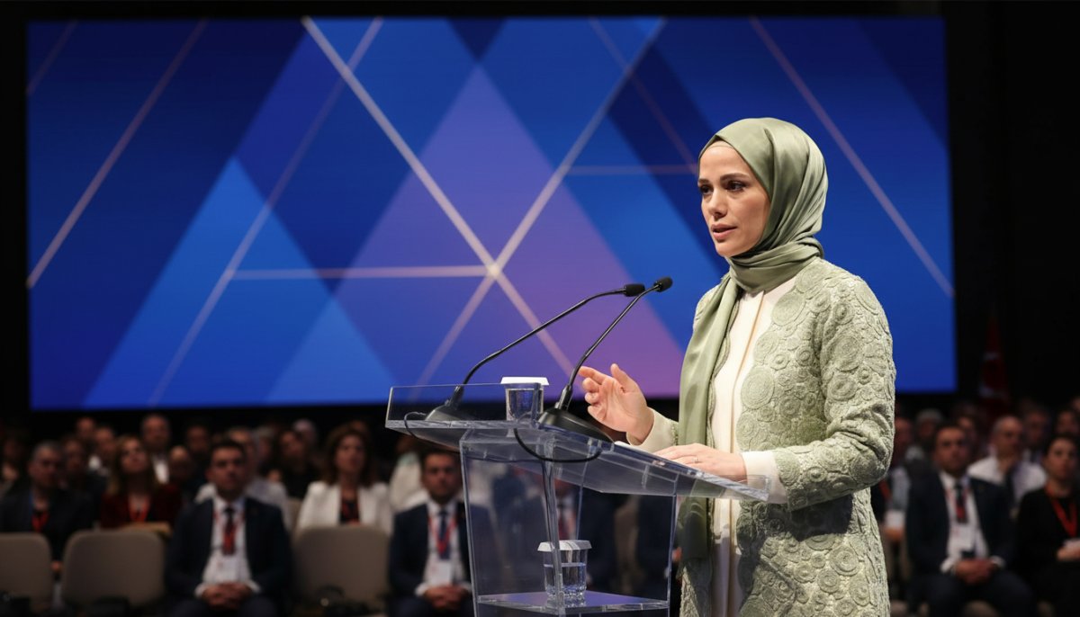 Dr. Esra Albayrak: Müslüman Kadına Biçilen Rol Değişmedi