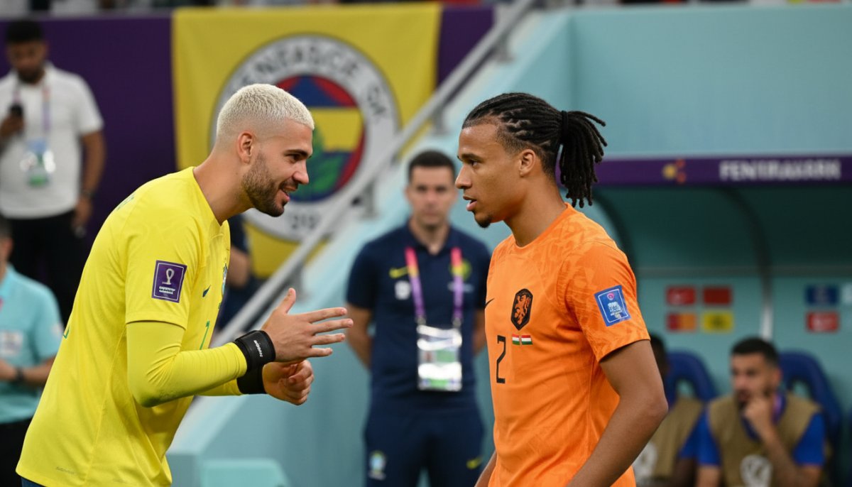 Ederson'dan Ake'ye Transfer Markajı
