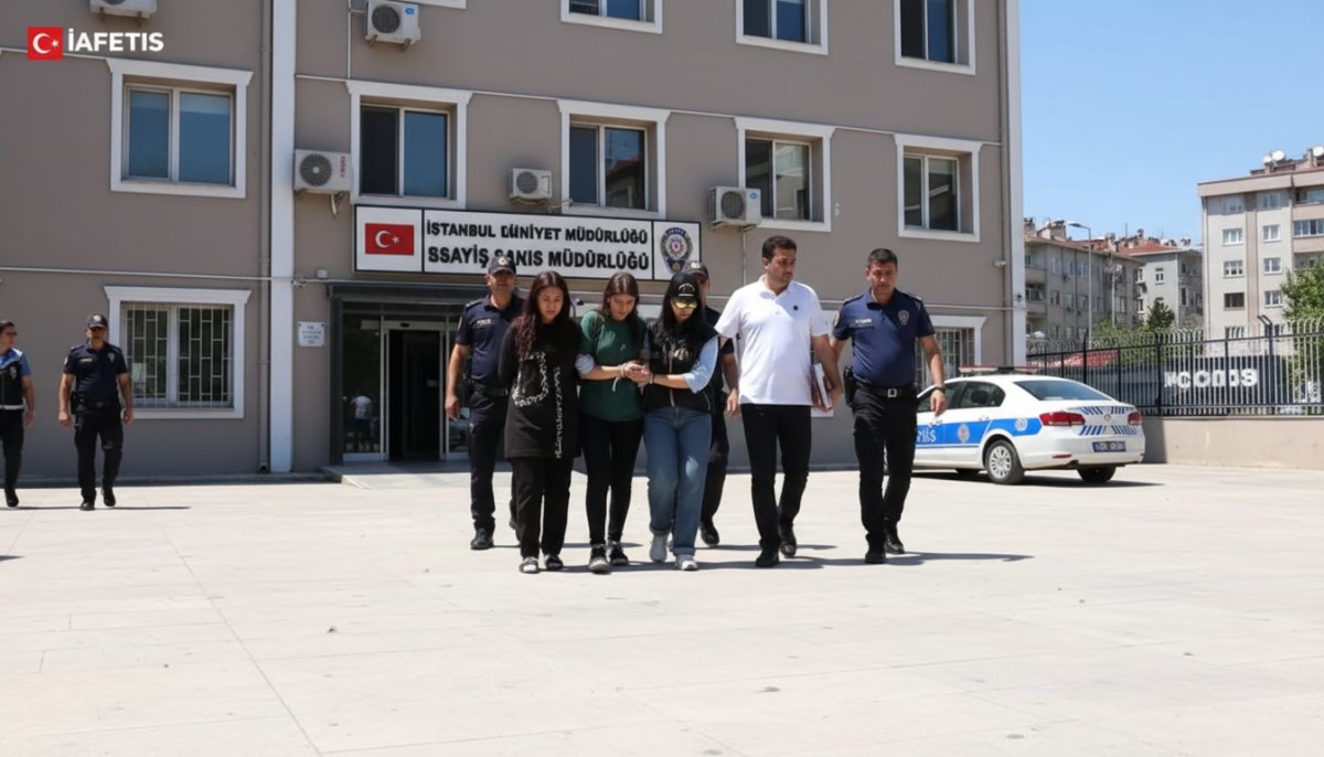 Zeytinburnu'nda Güpegündüz Ev Soyan 3 Kadın Suçüstü Yakalandı
