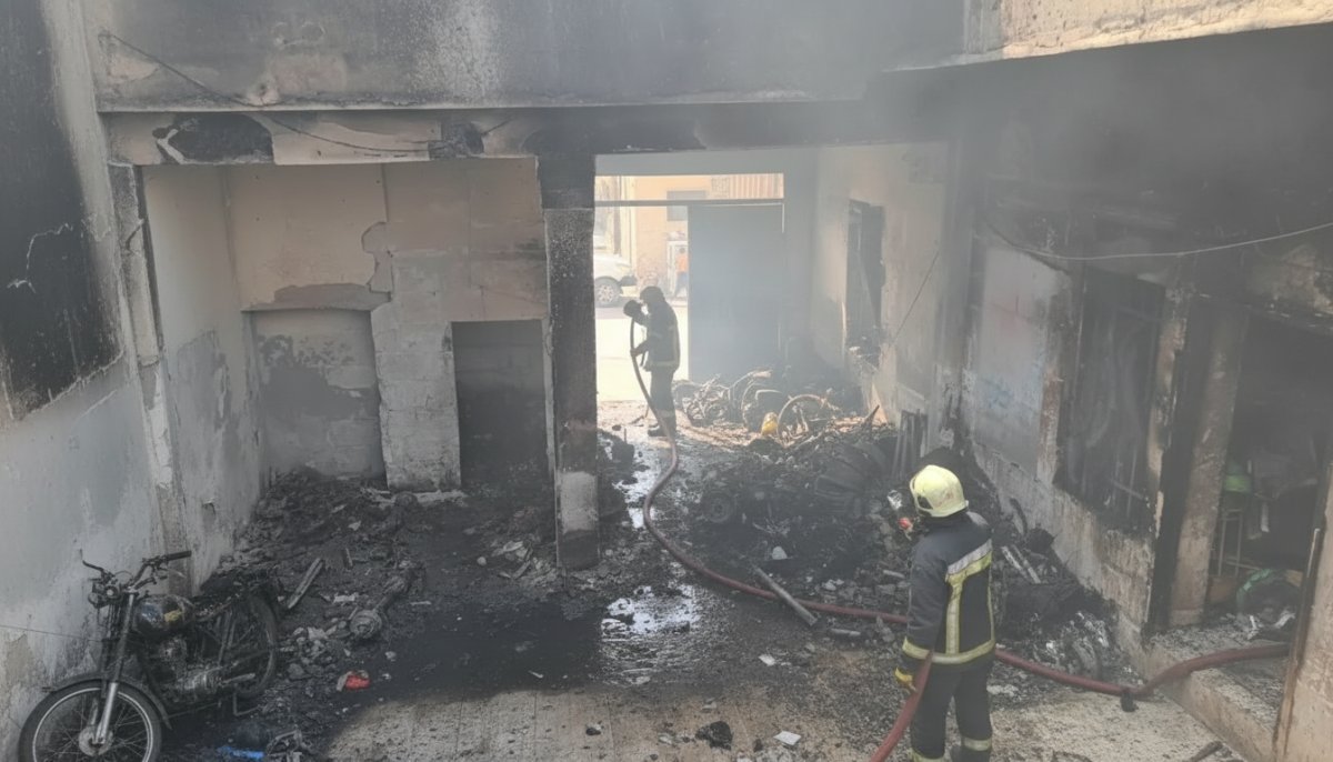 Şanlıurfa'da Motosiklet Deposunda Yangın Paniği