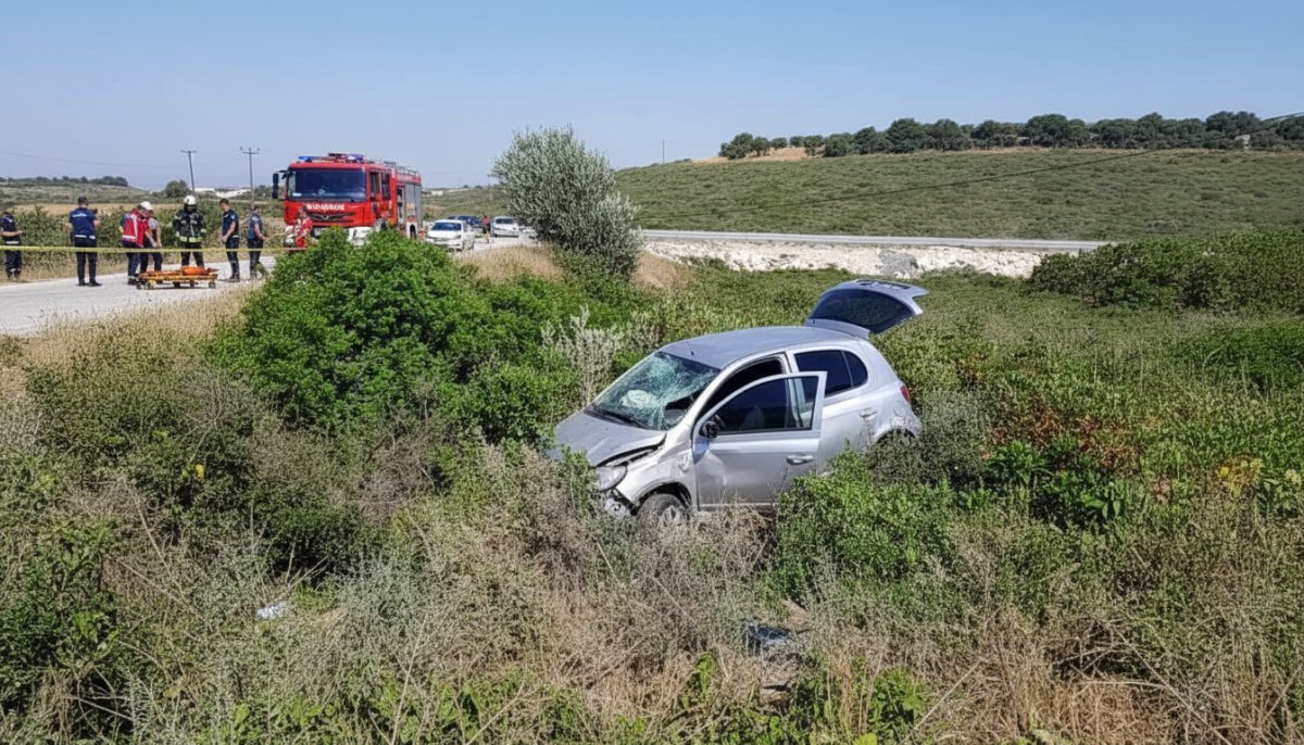 Aydın'da feci kaza: Otomobil şarampole devrildi, 2 kişi hayatını kaybetti