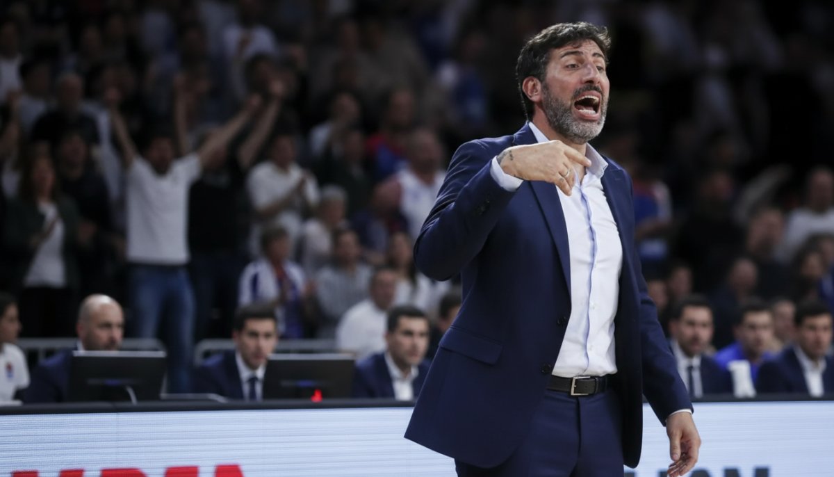 Virtus Bologna'da başantrenörlüğe Alex Mumbru getirildi
