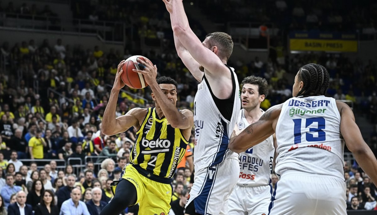 Anadolu Efes'i Mağlup Eden Fenerbahçe Beko Seriyi 2-0 Yaptı
