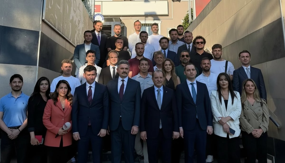 İstanbul Emniyet Müdürü'nden Aynur Kanbur Cinayetini Aydınlatan Asayiş Şube'ye Teşekkür Ziyareti