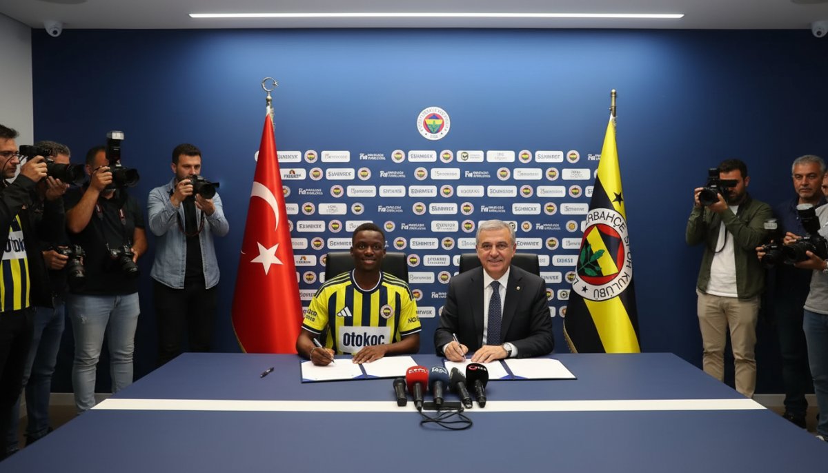 Fenerbahçe, Amara Diouf Transferini Resmen Duyurdu