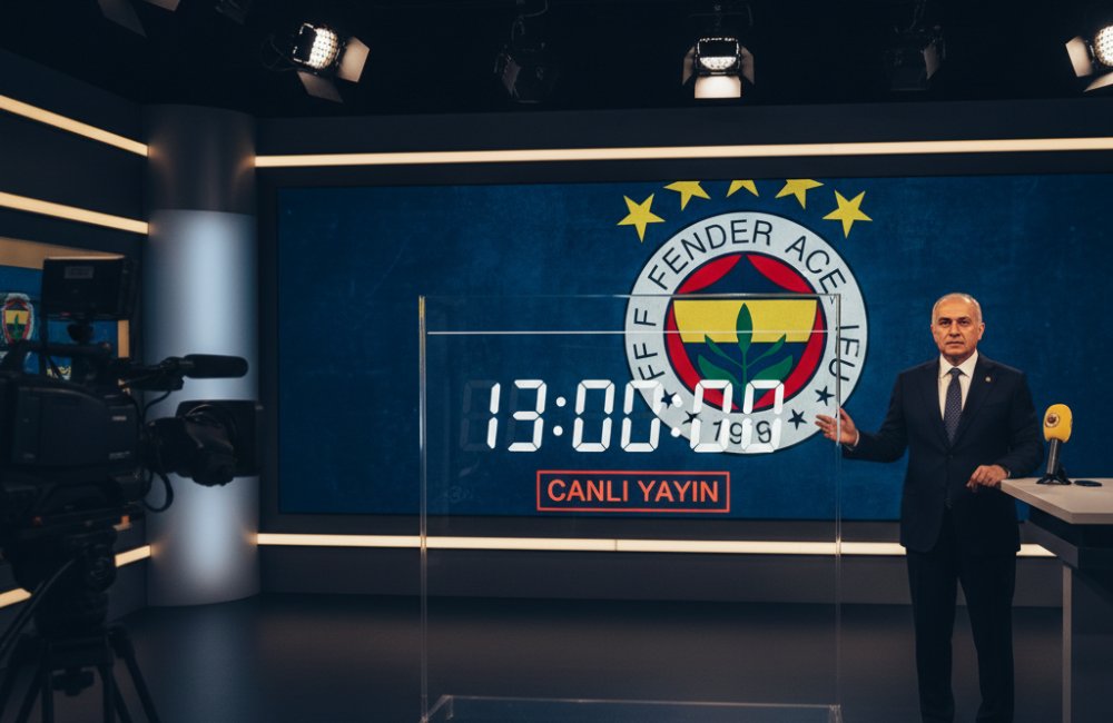 Fenerbahçe'den Teknik Direktör Açıklaması: Saat Verildi