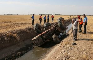 Şanlıurfa’da sulama kanalına devrilen traktörde 4 yaşındaki çocuk can verdi