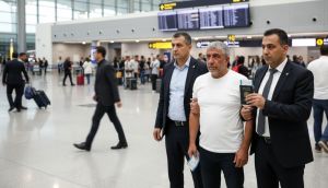 İtalya ve Yunanistan'dan aranıyordu! İstanbul Havalimanı'nda sahte pasaportla yakalandı