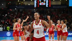 A Milli Kadın Voleybol Takımı Çin'i 3-2 Mağlup Etti