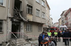 Kentsel dönüşümde doğalgaz boruları kesilirken patlama: 3 işçi yaralandı