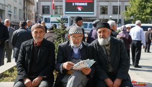 En Düşük Emekli Maaşına Temmuz Zammı İçin Kritik Tarih Açıklandı