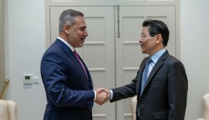 Dışişleri Bakanı Hakan Fidan, Singapur Başbakanı Lawrence Wong Tarafından Kabul Edildi