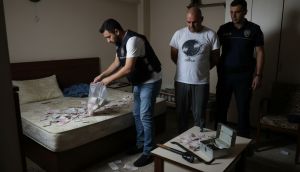 İstanbul'da ATM Kasasını Kırıp 500 Bin Lira Çalan Hırsız Gözaltına Alındı