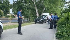 Sakarya'da şüpheli ölüm! Park halindeki araçta vurulmuş halde bulundu