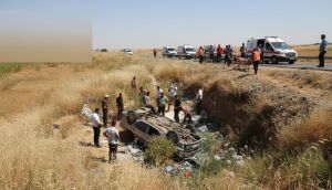 Şanlıurfa Bozova'da Araç Şarampole Yuvarlandı: 1 Ölü, 4 Yaralı