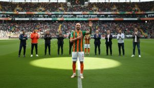 Alanyaspor, Efecan Karaca ile Duygusal Vedalaştı