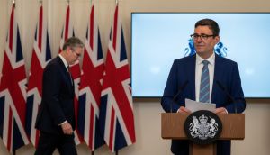 Keir Starmer İstifa Etti: Yerine Andy Burnham Geçiyor