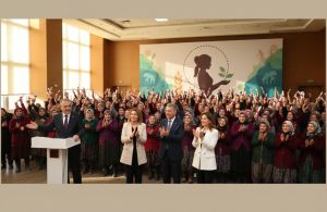 Erzurum'da 200 Kadın Çiftçi, 'Çiftçi Kadın Akademisi' Programını Tamamlayarak Sertifika Aldı