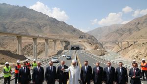 Bakan Uraloğlu: 'Bölgede tarihi dönüşüm yaşanıyor'