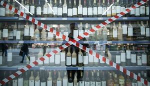 Alkol Reklamlarına Sıkı Yasak: Resmi Gazete'de Yayımlanan Düzenleme ile Vitrinde Dahi Gösterilemeyecek