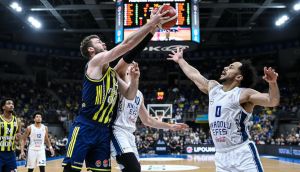 Anadolu Efes, Fenerbahçe Beko'yu Konuk Ediyor: Play-Off Yarı Final Serisinin 3. Maçı Yarın