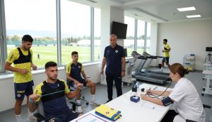 Fenerbahçe sahaya iniyor