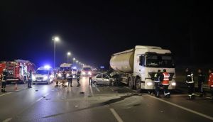 Polatlı'da Kamyona Çarpan Otomobilde 3 Kişi Hayatını Kaybetti