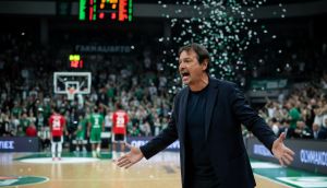 Panathinaikos, Olympiakos'u Mağlup Ederek Seriyi 2-2'ye Getirdi