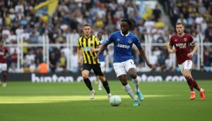 Fenerbahçe'nin sağ bek hedefi Aaron Wan-Bissaka'ya Everton talip oldu