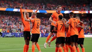 Hollanda Tunus'u 3-1 Mağlup Ederek Gruptan Çıktı