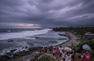 Filipinler'de 7,8 Büyüklüğünde Deprem: Tsunami Uyarısı Yapıldı