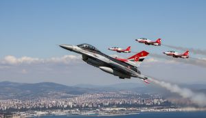 Türk Hava Kuvvetleri 115. yaşını kutluyor: İzmir'de prova uçuşları nefes kesti
