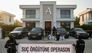 Antalya'da "Altunlar" Suç Örgütüne Operasyon: 33 Şüpheli Tutuklandı
